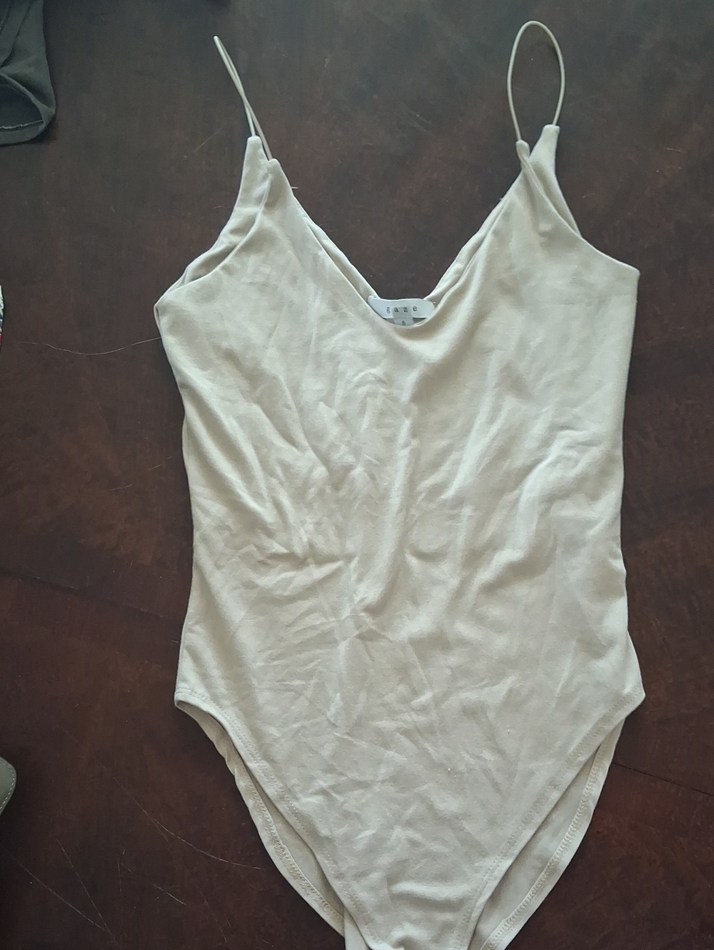 gaze Cream V-Neck Spaghetti Strap Bodysuit